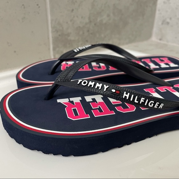 Tommy Hilfiger Women’s Flip Flop Size 5 - Picture 7 of 10